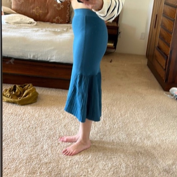 RACHEL COMEY RIBBED FLARE MIDI SKIRT - Picture 2 of 10